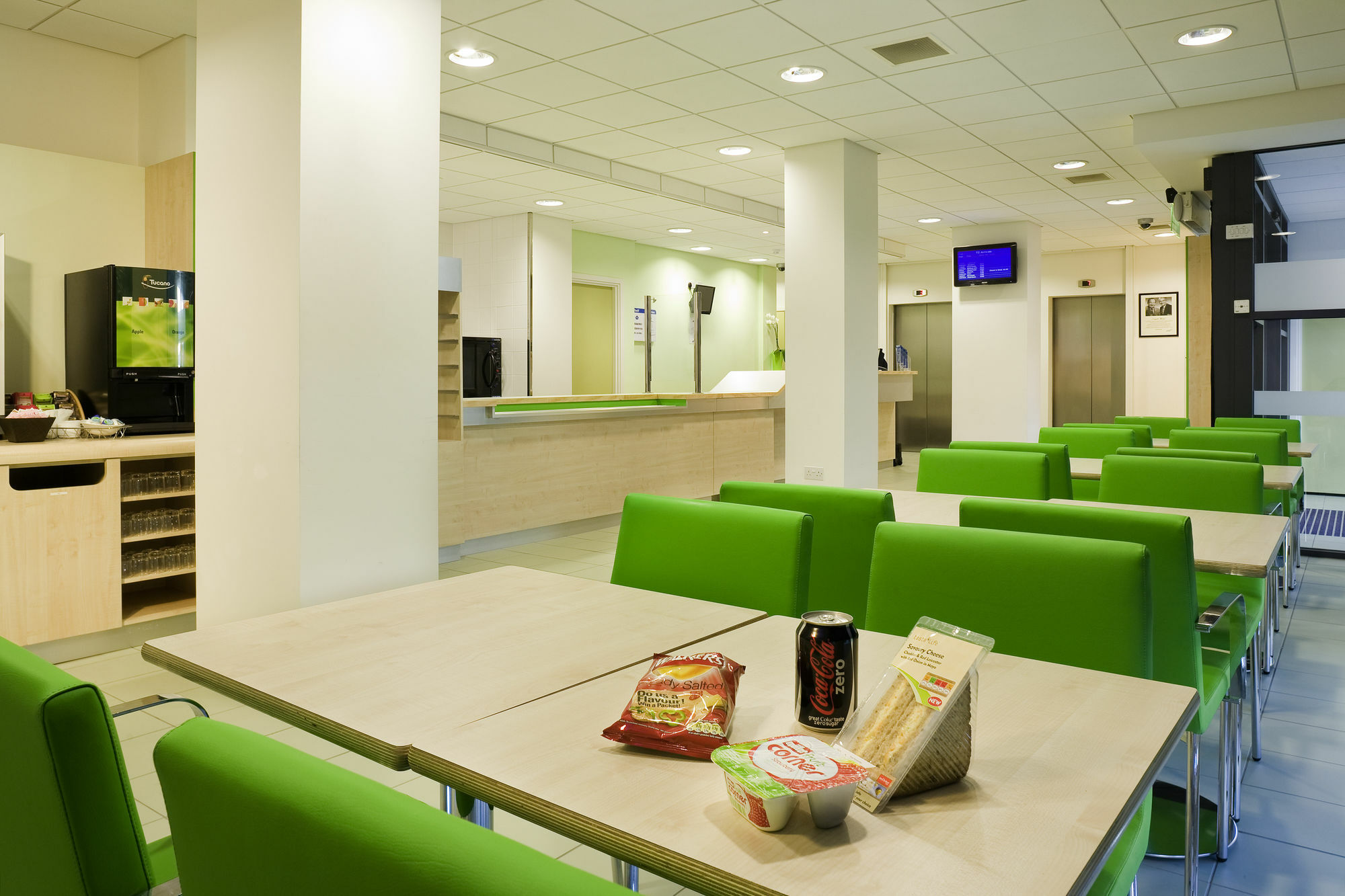 Ibis Budget Birmingham Airport Terminal Building - Nec Bickenhill Exterior foto